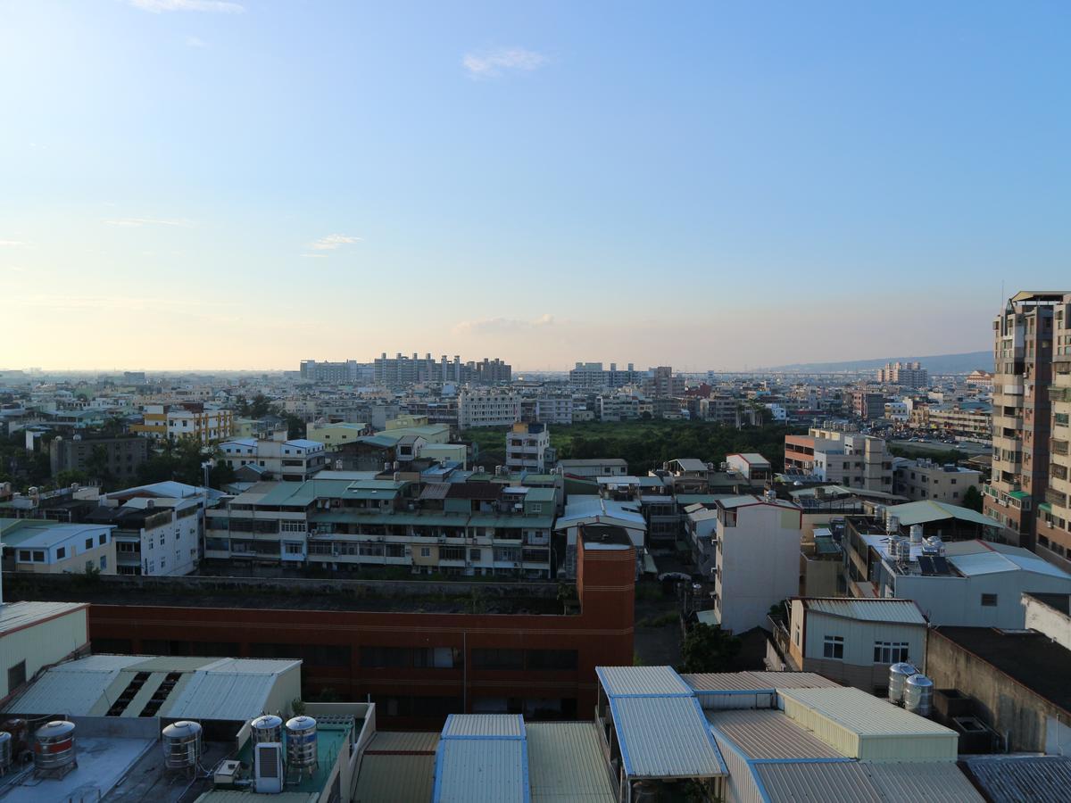 Sanmin Hotel Changhua City Exterior photo